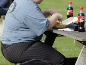体重标准很重要！英研究：过胖或过瘦都会增加死亡风险