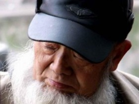 老人耳鸣要警惕心血管疾病