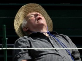 老年人为什么容易打盹儿?