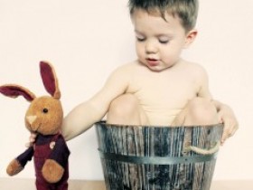 光用清水洗澡可能越洗越臭