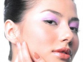 容易败家的女性面相