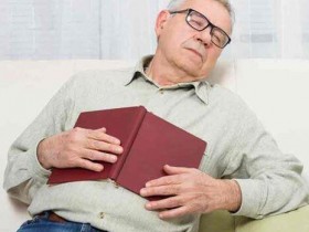 睡前洗热水澡能助眠?破解睡眠5大疑问