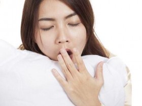 老是失眠怎么办? 到野外露营去吧