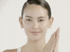 早上起床黄金10分钟,这么做头发变黑、眼睛不花,人更长寿