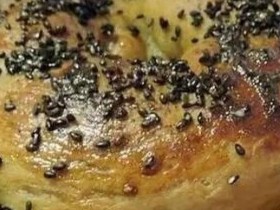 黑芝麻这样吃才降压、补钙、润关节!很多人都吃错了