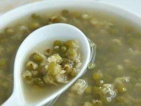 绿豆汤加料力量大 降低坏胆固醇必搭这一味