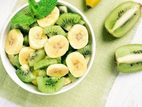 年底聚餐应酬多 防血压飙高多吃香蕉、猕猴桃