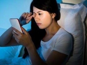 吃叶黄素可降低蓝光伤害?