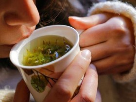 去掉慢性疲劳 养肝茶饮、按穴道缓解