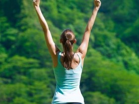 月经一来就头痛!食物止痛不需「药」