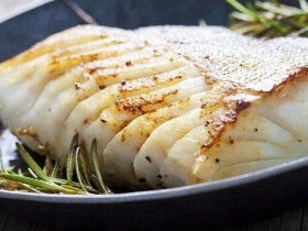 保护大脑、远离帕金森氏症 吃这3种鱼