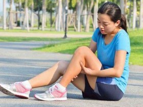 预防小腿抽筋〜教你运动前中后怎样吃