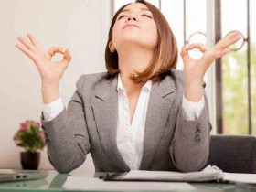 压力好大怎缓解?接吻、开窗,11个意想不到的生活缓解法