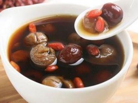 狂掉发、冒白发~肾虚血虚惹祸,喝红枣2茶饮