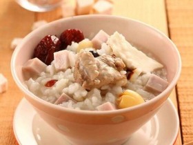 动不动就拉肚子?这款药膳排骨粥止泻