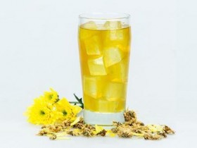 秋季干燥伤肺干咳,百合菊花润肺止咳