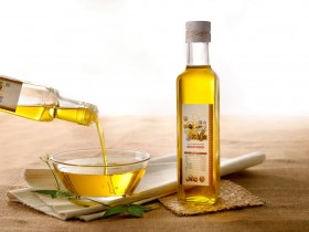 每天1匙苦茶油能治胃病?中医:喝这茶止胃痛、消胀气