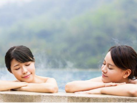 冬天泡温泉不踩雷 一次看懂皮肤炎、毛囊炎问题