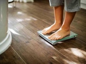 为什么冬天体重比较重 ?冬天比夏天重多少正常?