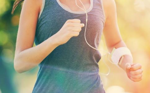 原地跑步能减肥吗 怎么原地跑步减肥 原地跑步减肥方法