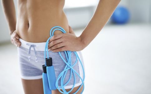 跳绳能减肥吗 什么运动才有助于减肥 跳绳多长时间才能减肥